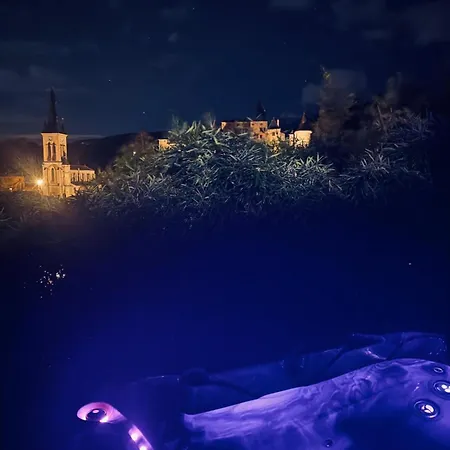 L'abri Du Chateau Et Detente Jarnioux